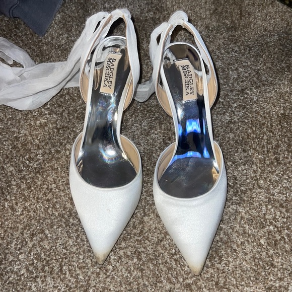 Worn once. Point of shoes are a tiny bit dirty only worn once for my wedding! - Picture 1 of 6
